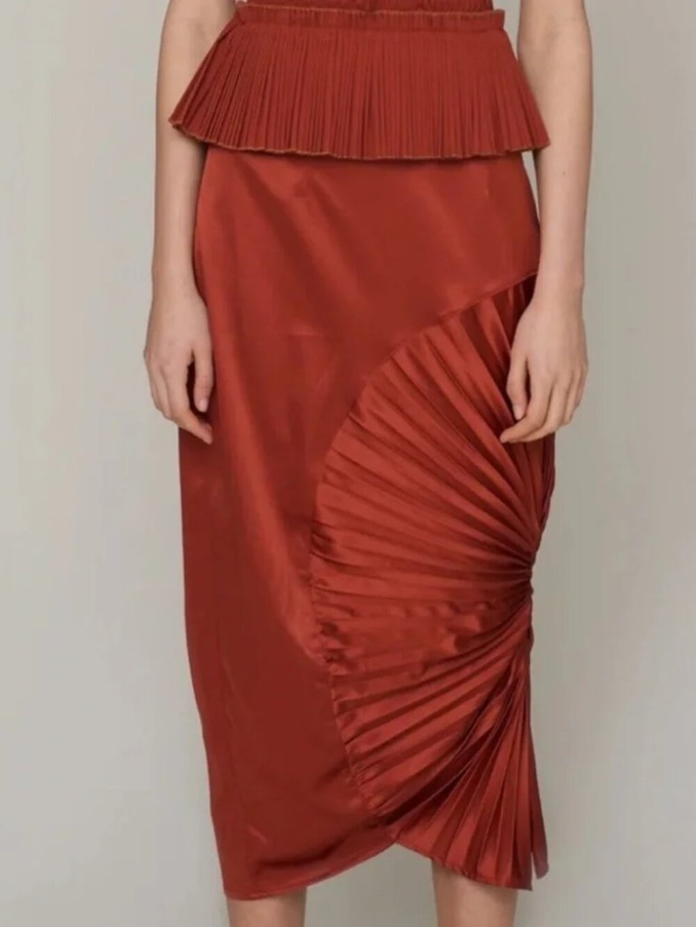 NWT Amy Lynn Alba Midi Skirt Sz M Burnt Orange Satin Pleat Detail Side Slit